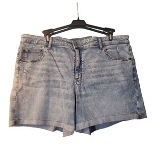 BNWT AEO Denim Midi Short sz 22W